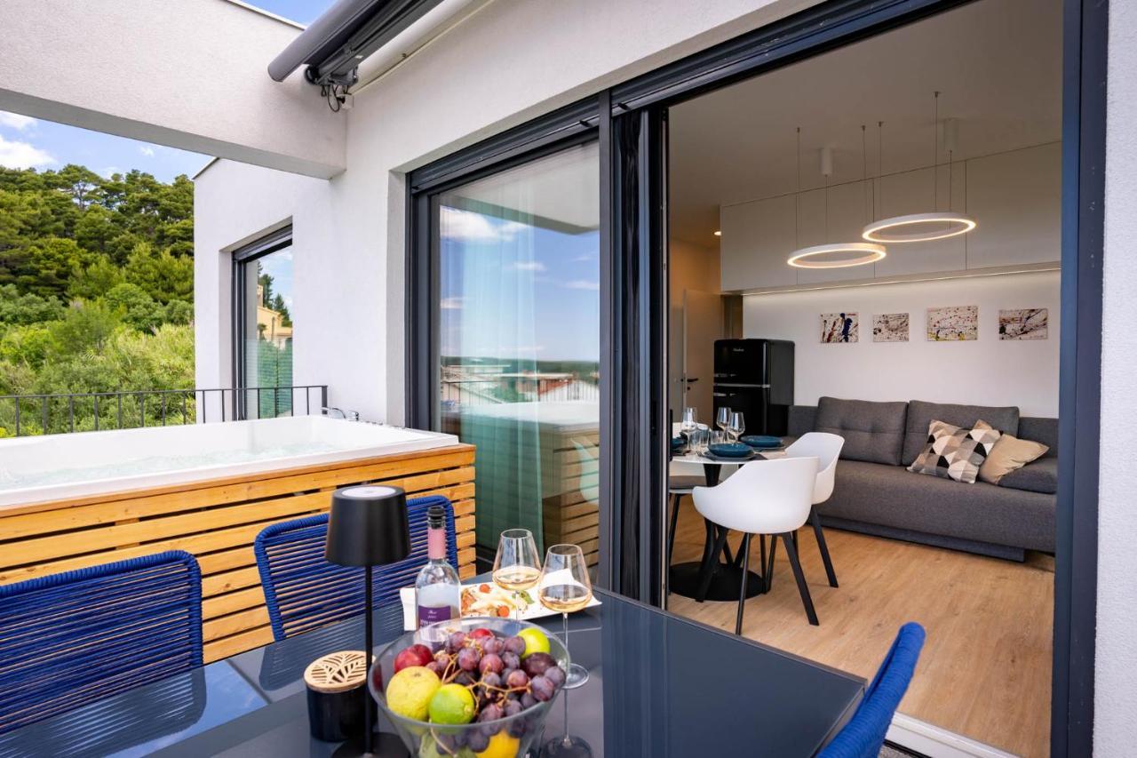 Panorama Suite Dora With Jacuzzi Palit Exterior photo