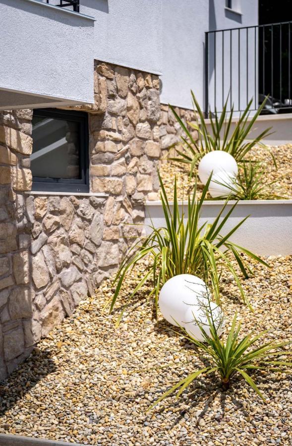 Panorama Suite Dora With Jacuzzi Palit Exterior photo